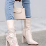 Botki na słupku Rock Latex II nude