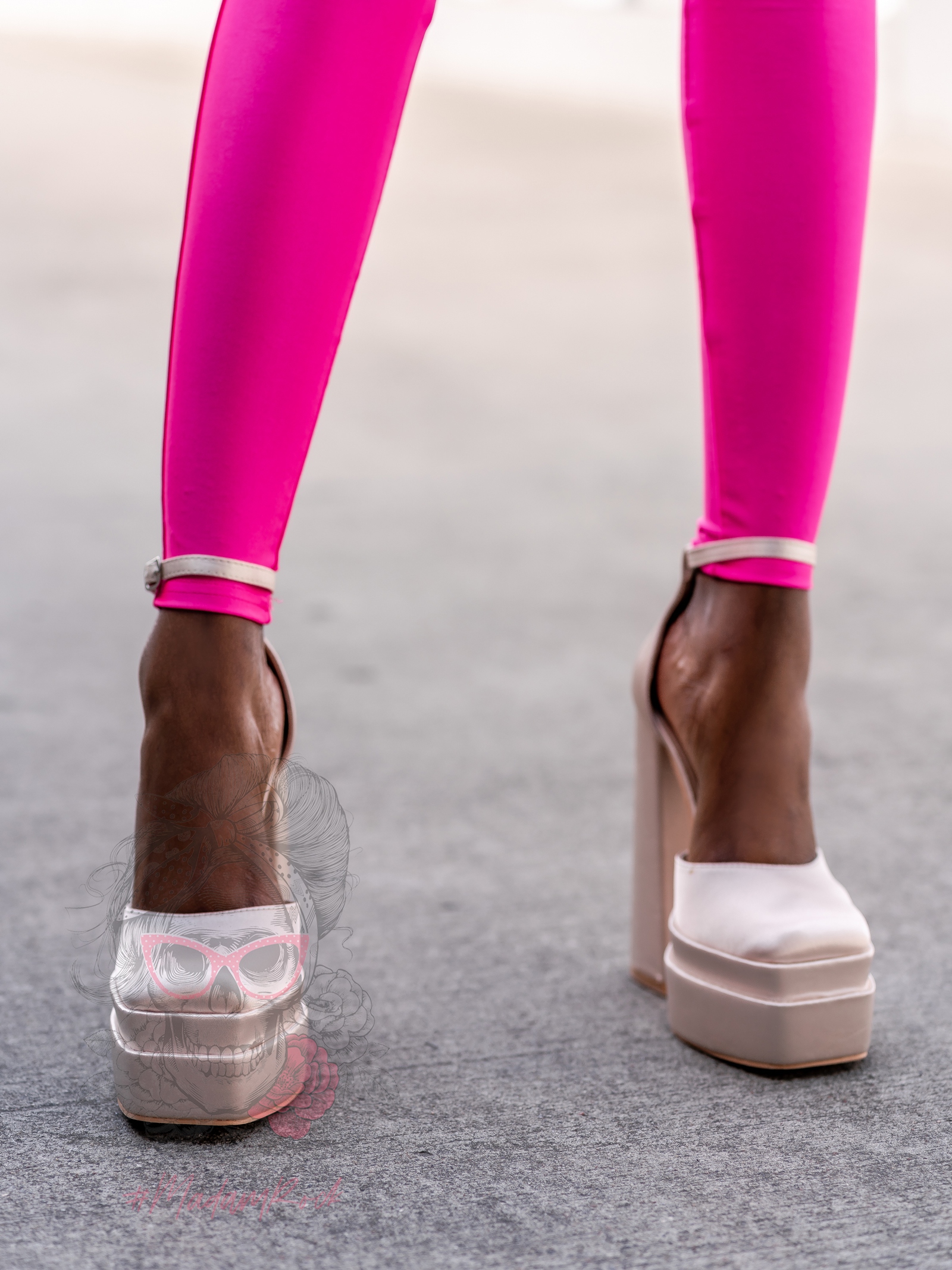 Sandały na platformie Madam Gathe beżowe