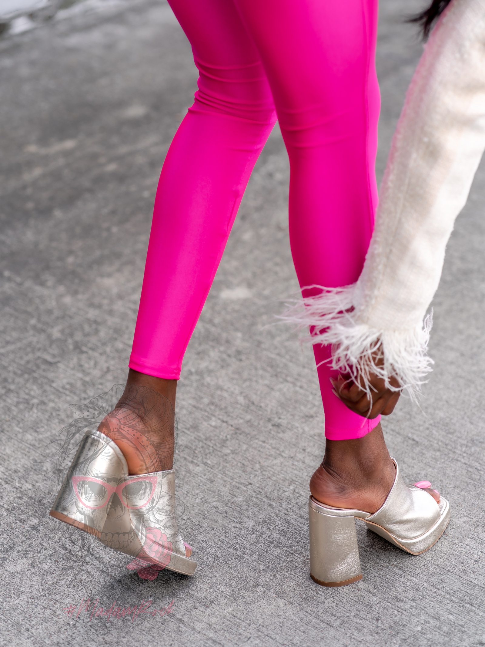 Klapki skórzane Madam SwisSwis złote Klapki skórzane Madam SwisSwis złote