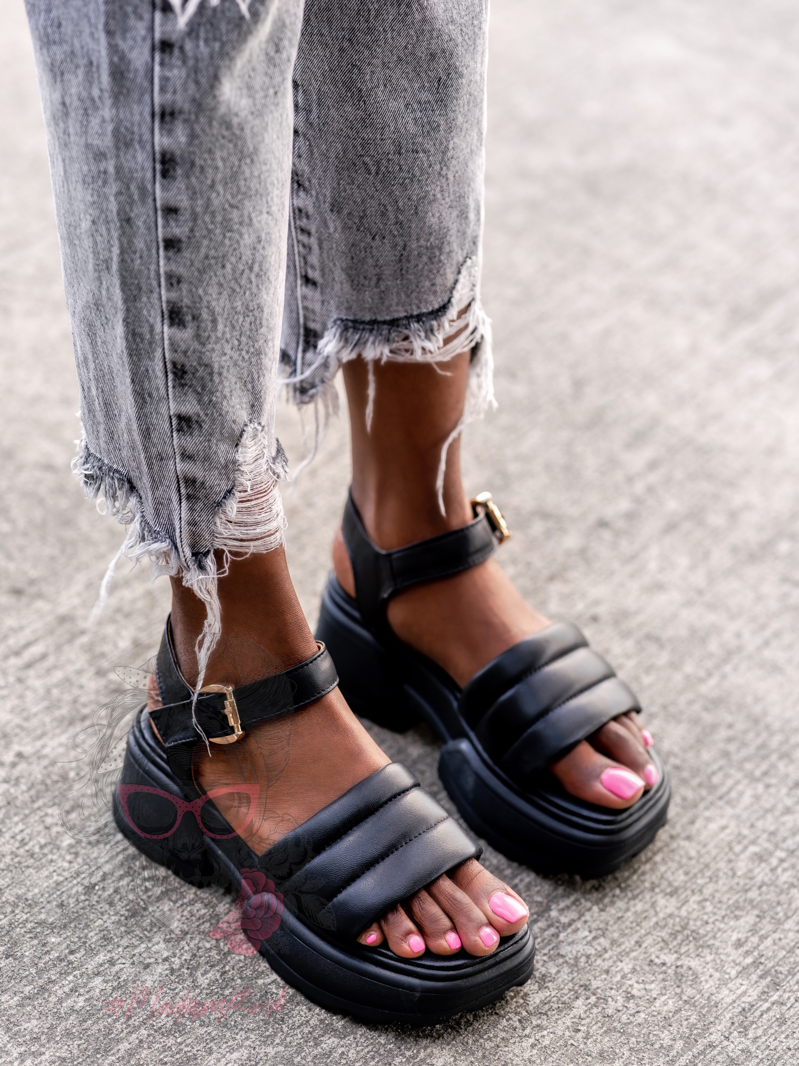 Sandały na platformie Madam Tuplo czarne