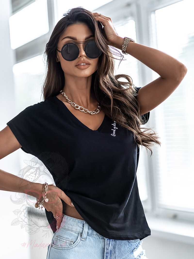 T-shirt w serek Bebe Plus czarny