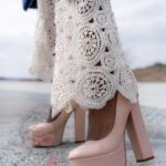 Czółenka na słupku Madam Pinkna beżowe