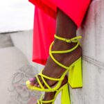 -wyprzedane-Sandały na słupku Rock Snap II żółte neonowe