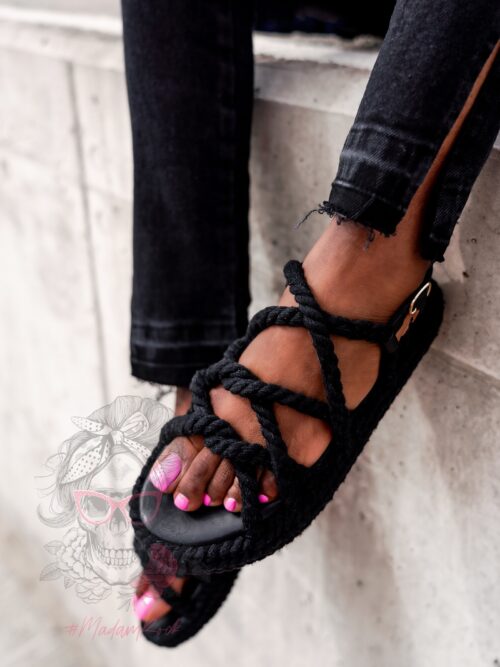 Sandały sznurowane Madam Cuerda czarne