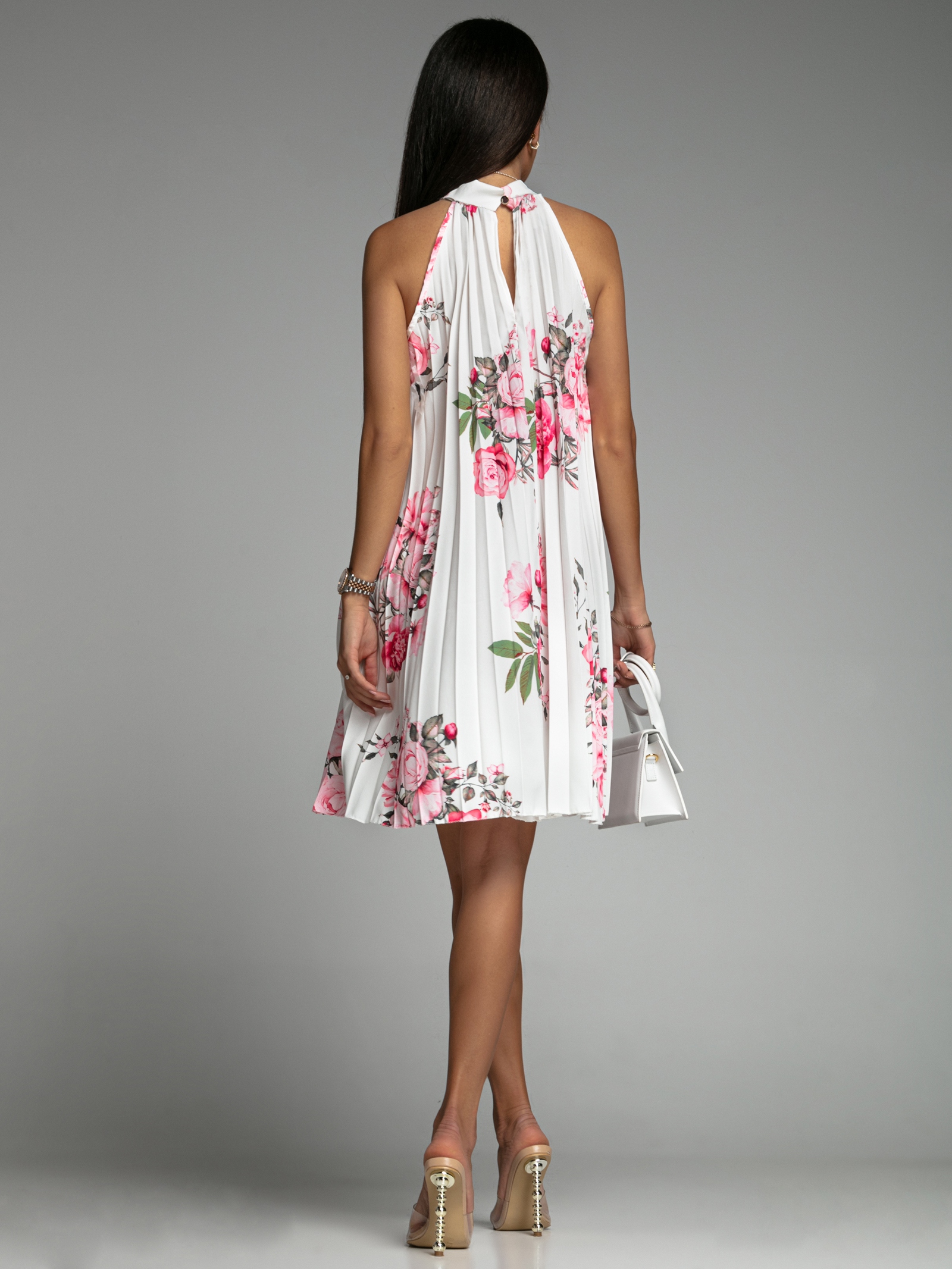 -WYPRZEDANE-Sukienka plisowana Euforia w kwiaty biała -WYPRZEDANE-Sukienka plisowana Euforia w kwiaty biała