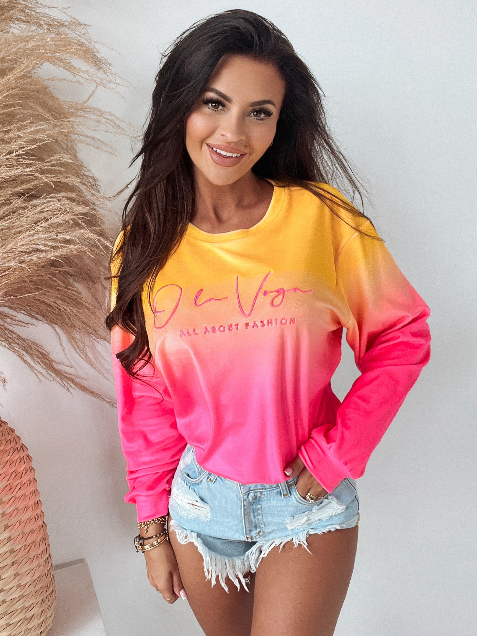 Bluza welurowa Gradient Ola Voga neon róż- pomarańcz Bluza welurowa Gradient Ola Voga neon róż- pomarańcz
