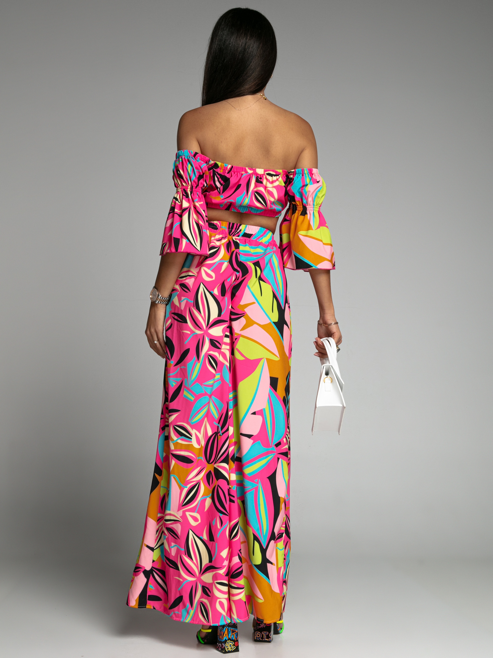 Spodnie z rozcięciami NahiOhi różowe