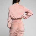 Komplet welurowy Bella pudrowy