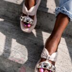 Sandały skórzane Madam Believe beżowe