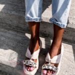 Sandały skórzane Madam Believe beżowe