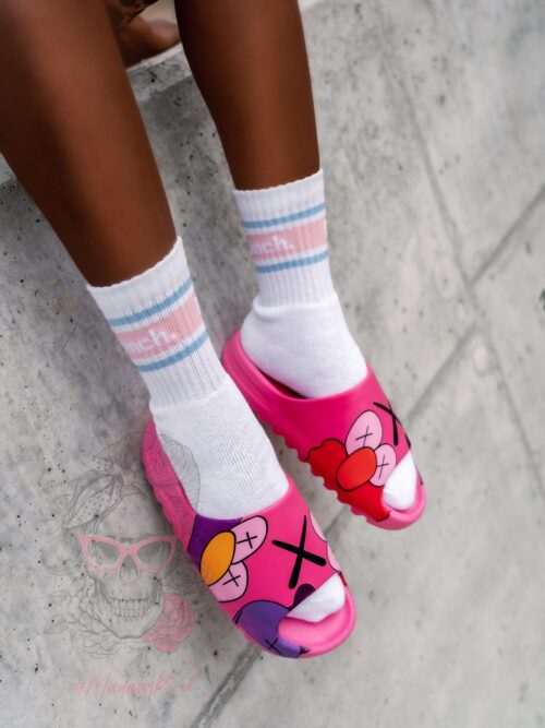 Klapki piankowe Madam Elmo Muppet fuksja