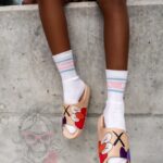 Klapki piankowe Madam Elmo Muppet beżowe