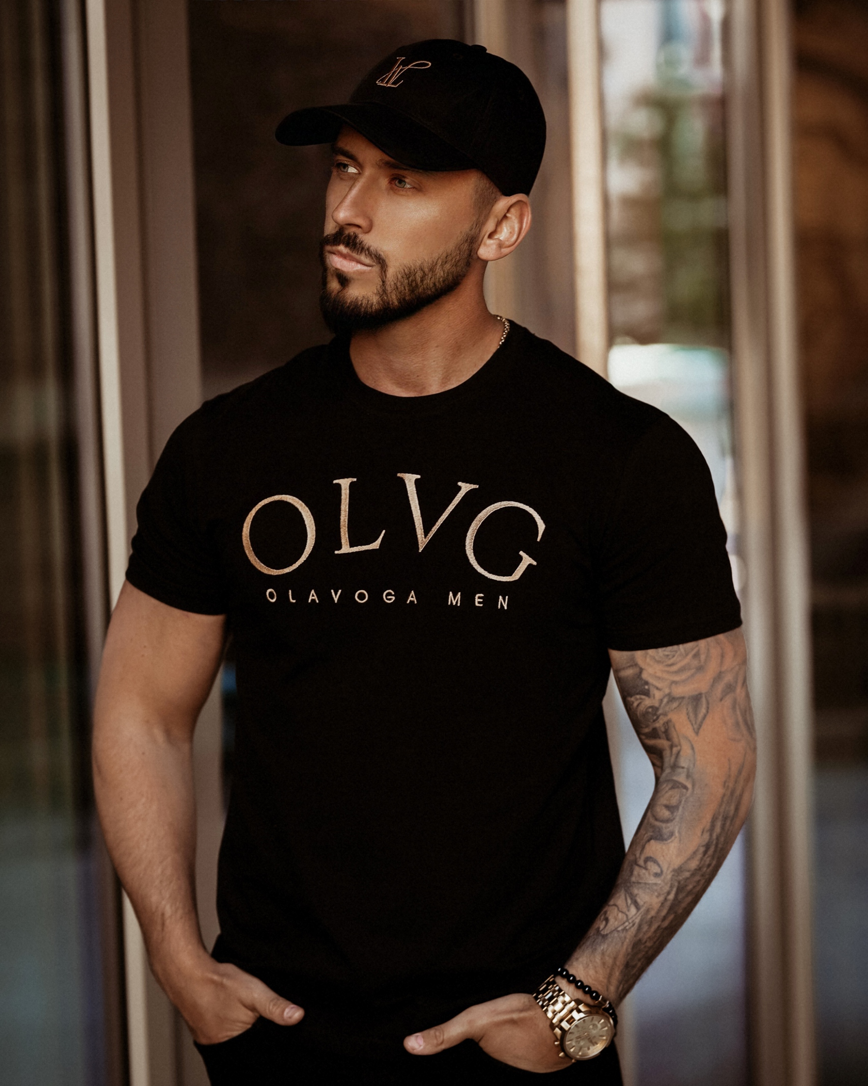 - WYPRZEDANE - Czapka z daszkiem O'la Voga Velvet Cup LV czarna vs gold