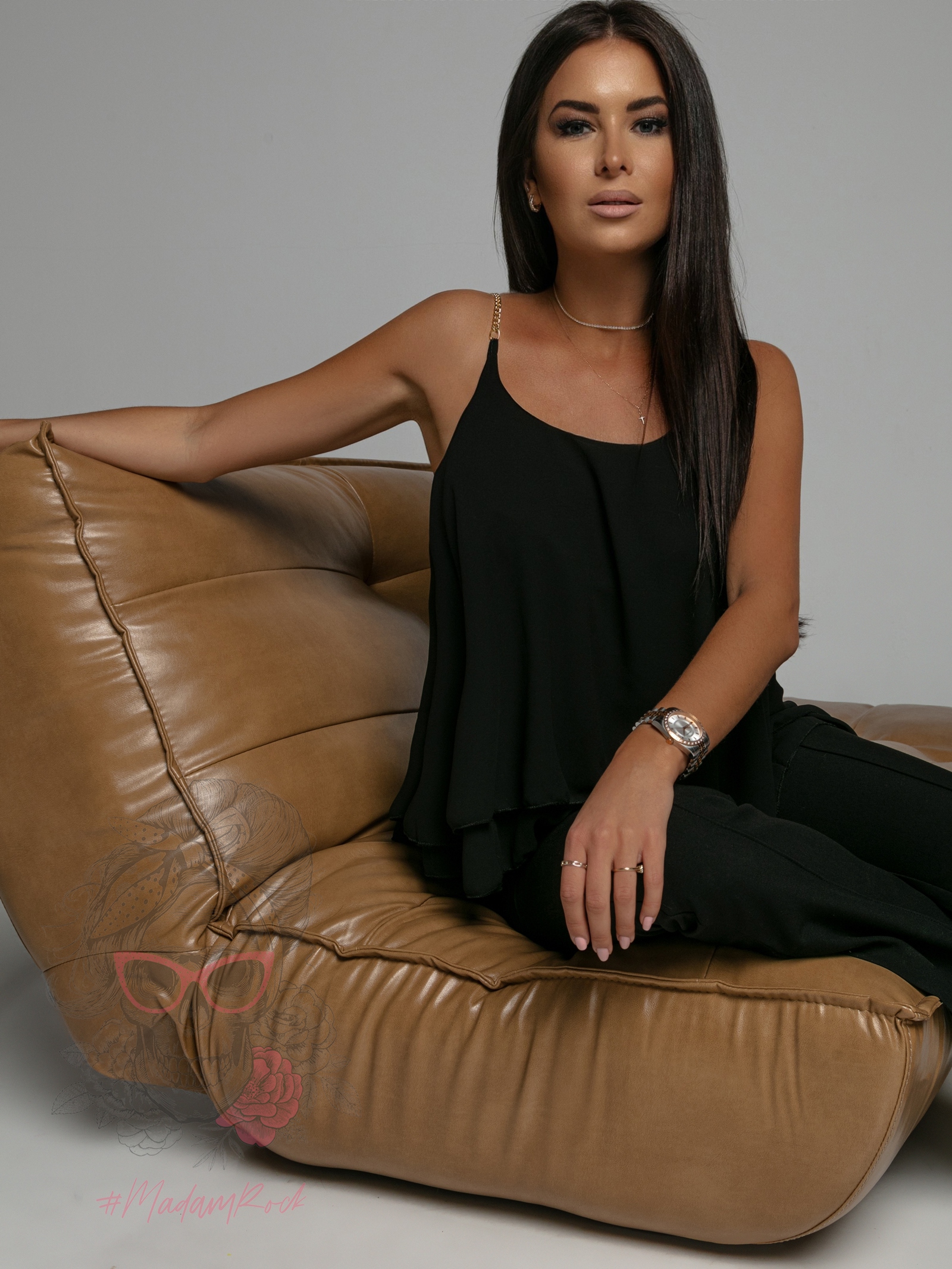 Top luźny na ramiączka Tulip czarny