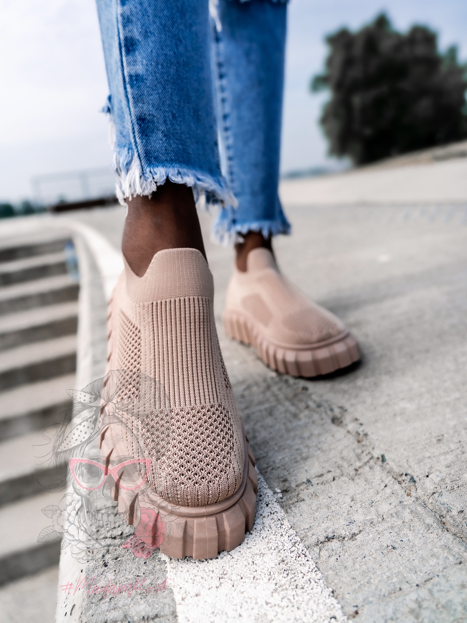 Buty sportowe Madam Comala beżowe