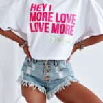 T-shirt oversize Love More O'La Voga biały vs neonowy róż