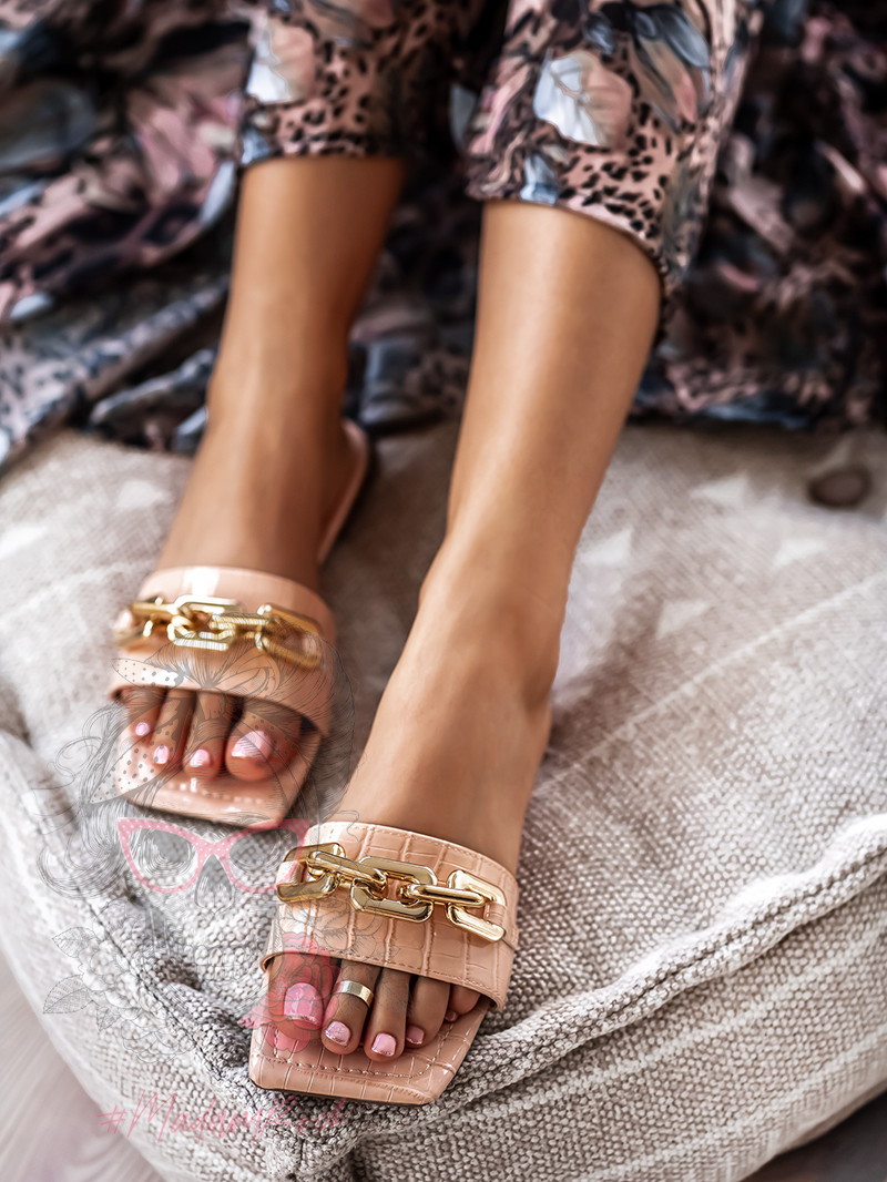 Klapki z łańcuchem Rock Elecato pudrowe