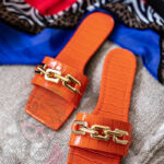 Klapki z łańcuchem Rock Elecato pomarańczowe