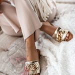 Klapki damskie Madam Good Deal złote