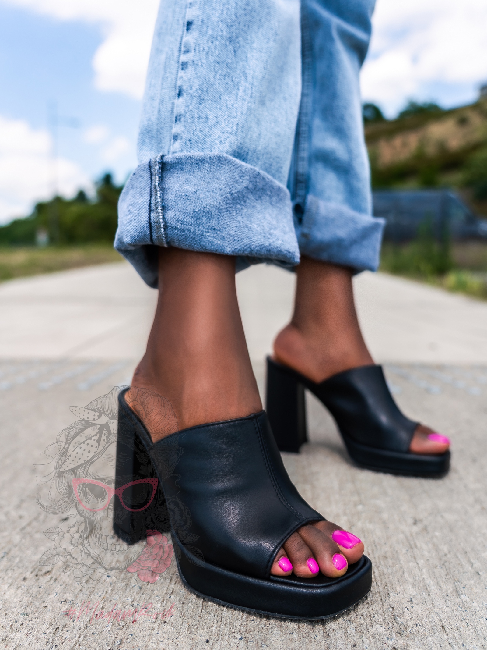 Klapki skórzane Madam SwisSwis czarne Klapki skórzane Madam SwisSwis czarne