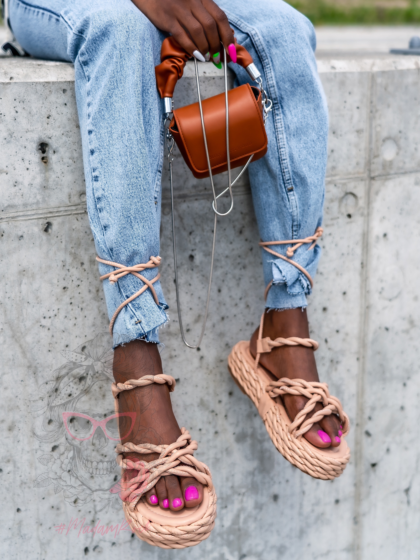 Sandały plecione Madam Energa beżowe