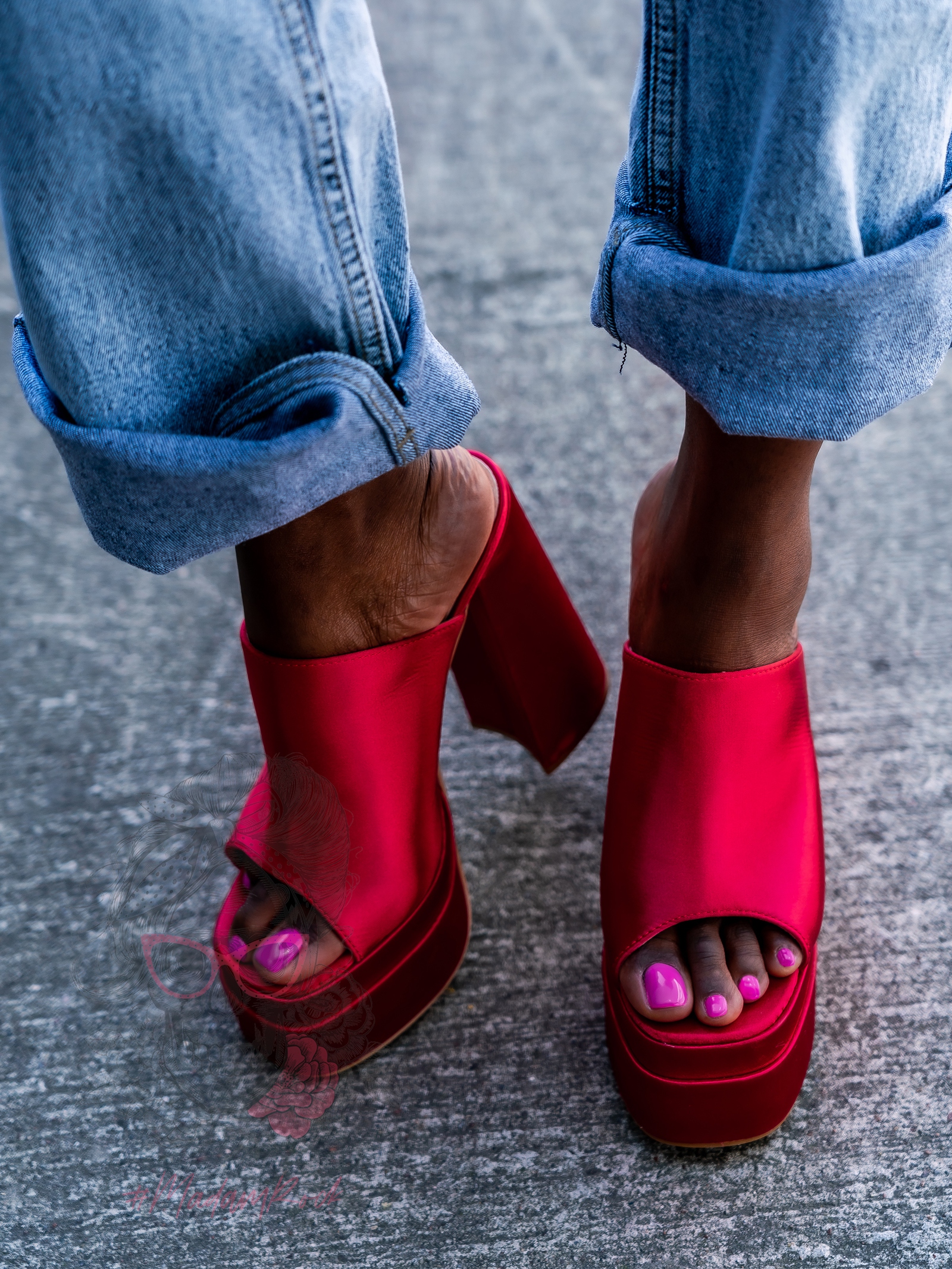 Klapki na platformie Madam Mediolan malinowe