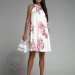 Sukienka plisowana Euforia w kwiaty biała