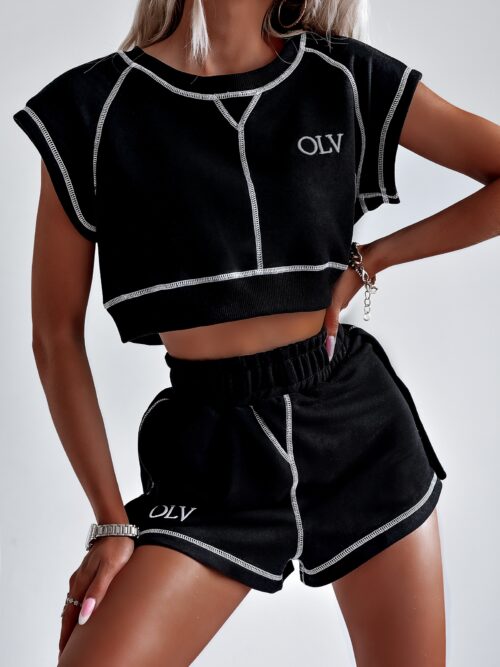 Komplet z przeszyciami Sporty Outline Ola Voga czarny