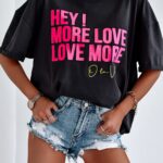 T-shirt oversize Love More O'La Voga czarny vs neonowy róż