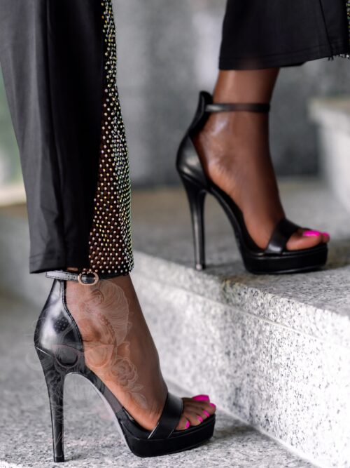 Sandały na platformie Madam Milano czarne