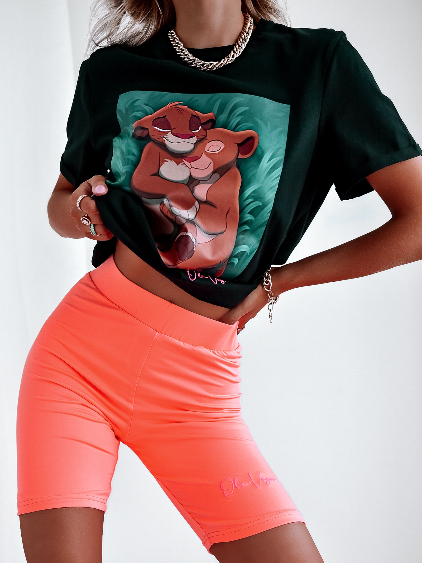 T-shirt z nadrukiem Lion King Ola Voga czarny