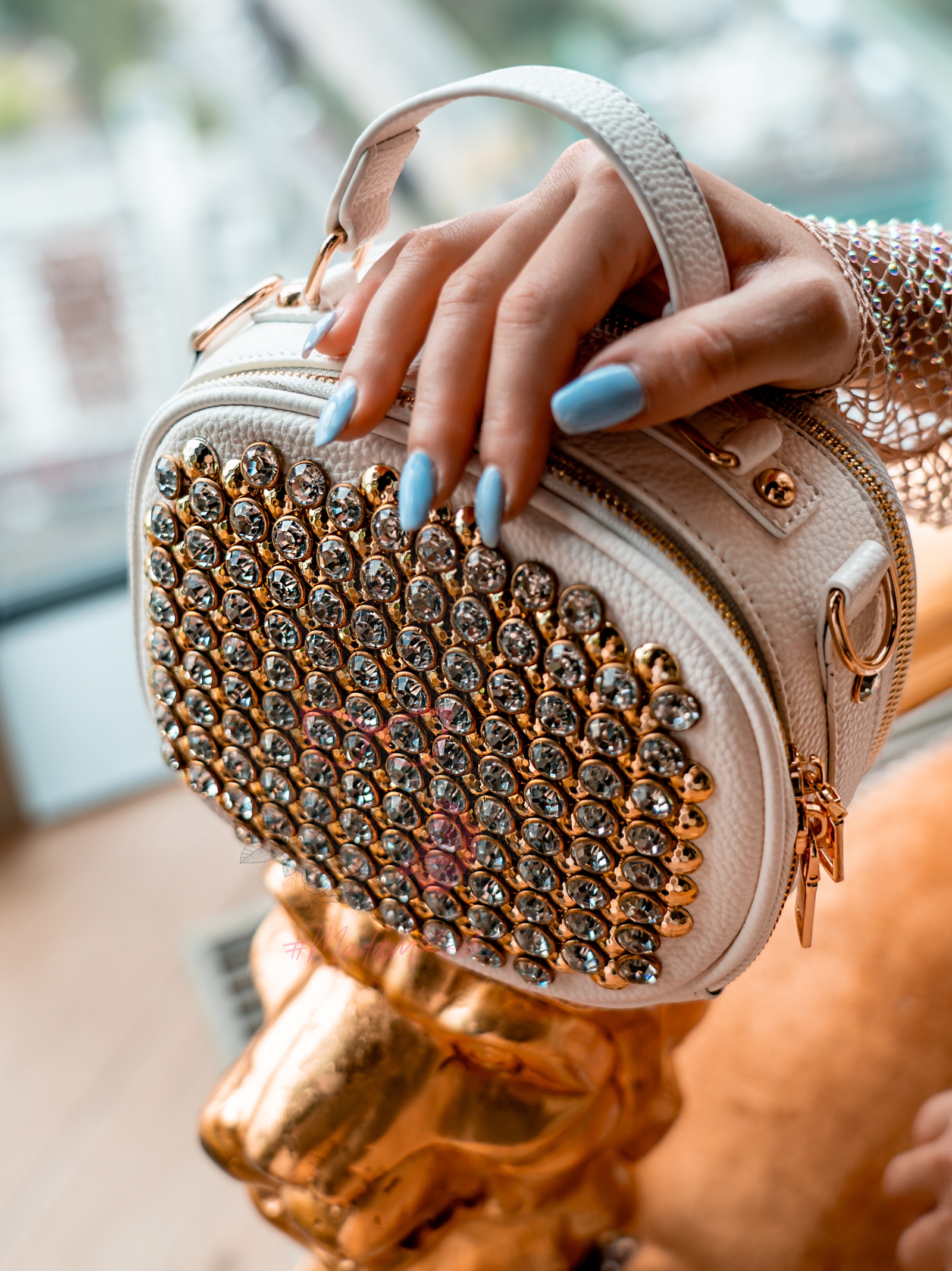 Torebka kuferek Luxury Bag biała