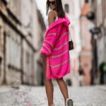 Kardigan z kapturem Sunseti neon róż