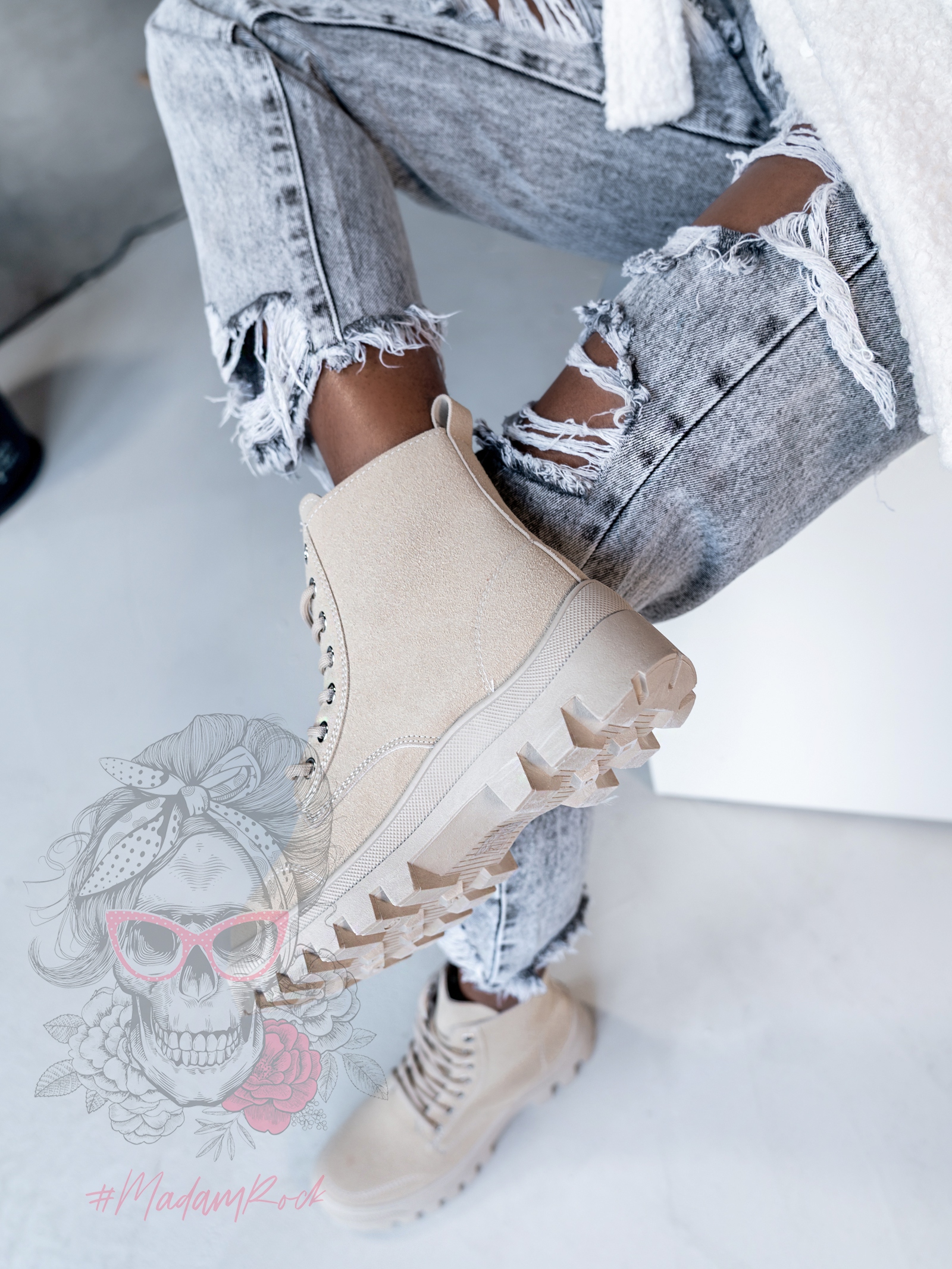 Traperki zamszowe Madam Terra beżowe