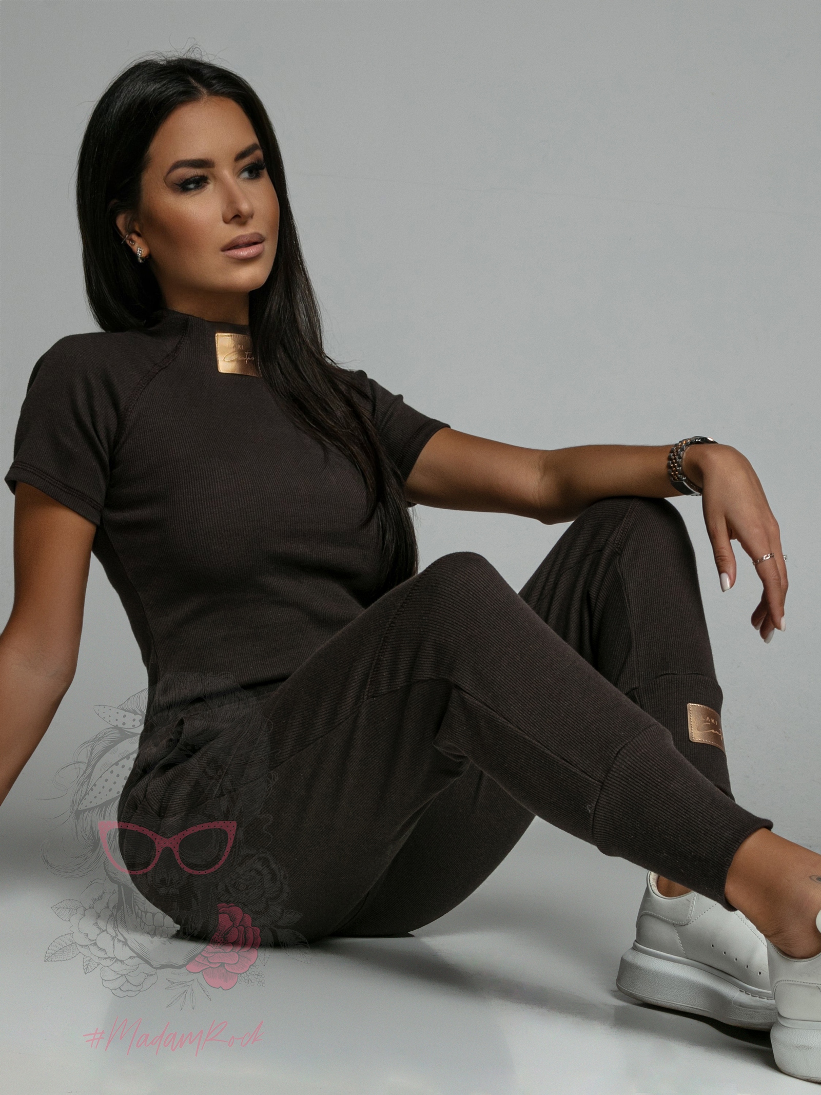 Komplet prążkowany Laki Sort brązowy