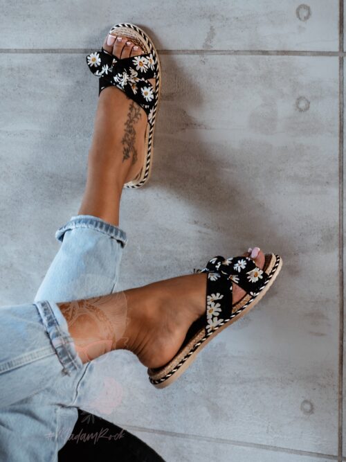 Klapki płaskie Madam Daisy czarne