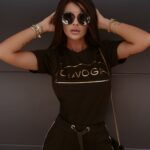 T-shirt Gold OlaVoga złoty nadruk czarny