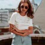 T-shirt Gold OlaVoga złoty nadruk ecru