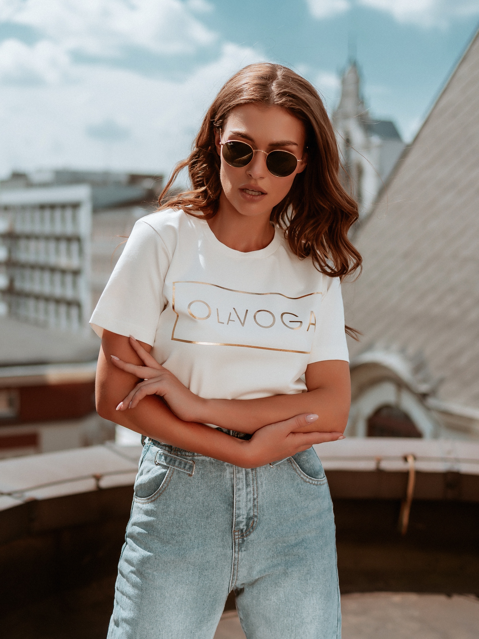 T-shirt Gold OlaVoga złoty nadruk ecru