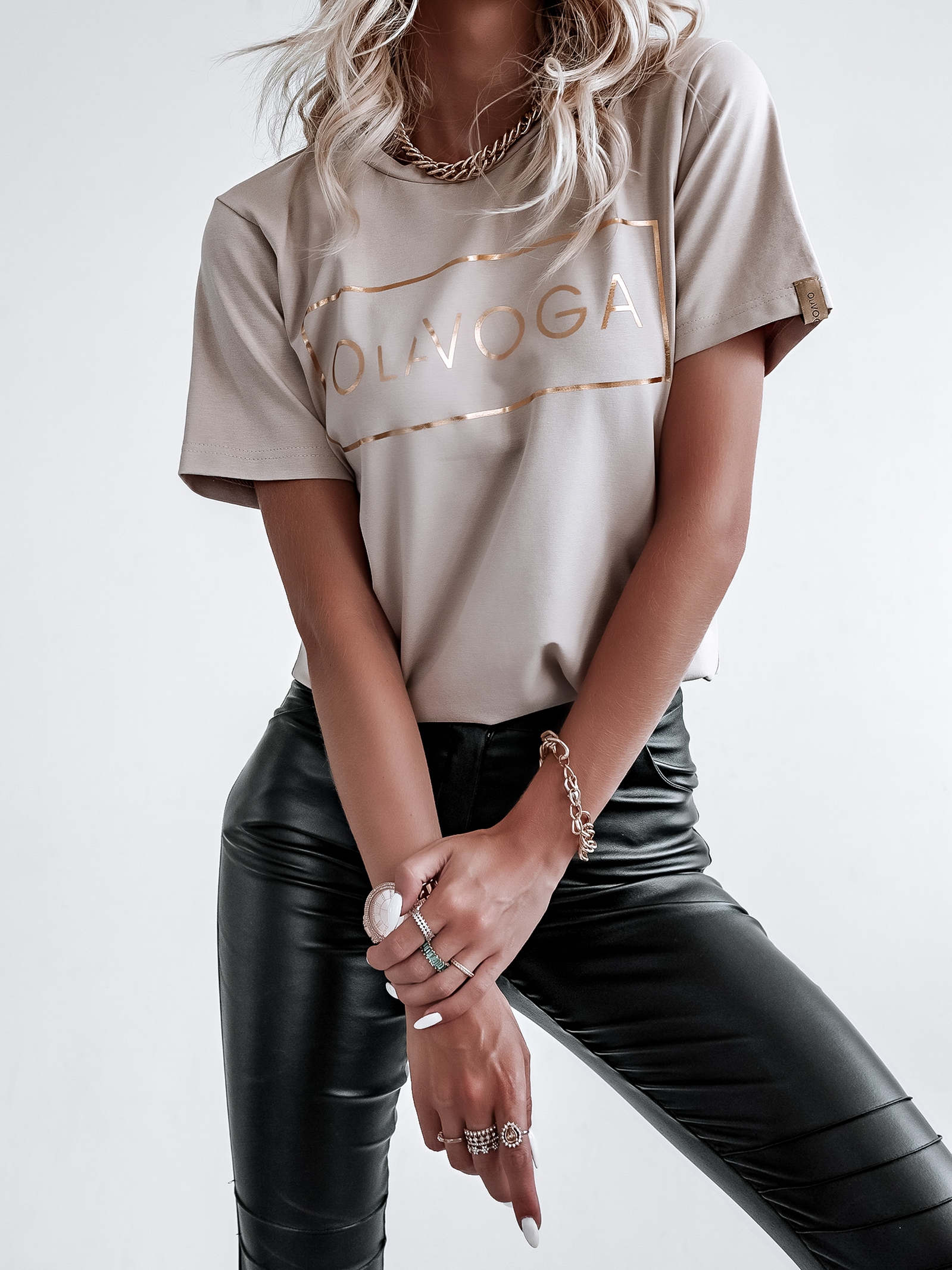 T-shirt Gold OlaVoga złoty nadruk j. beżowy