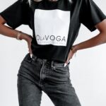 T-shirt z nadrukiem O'la Voga Big Square czarny