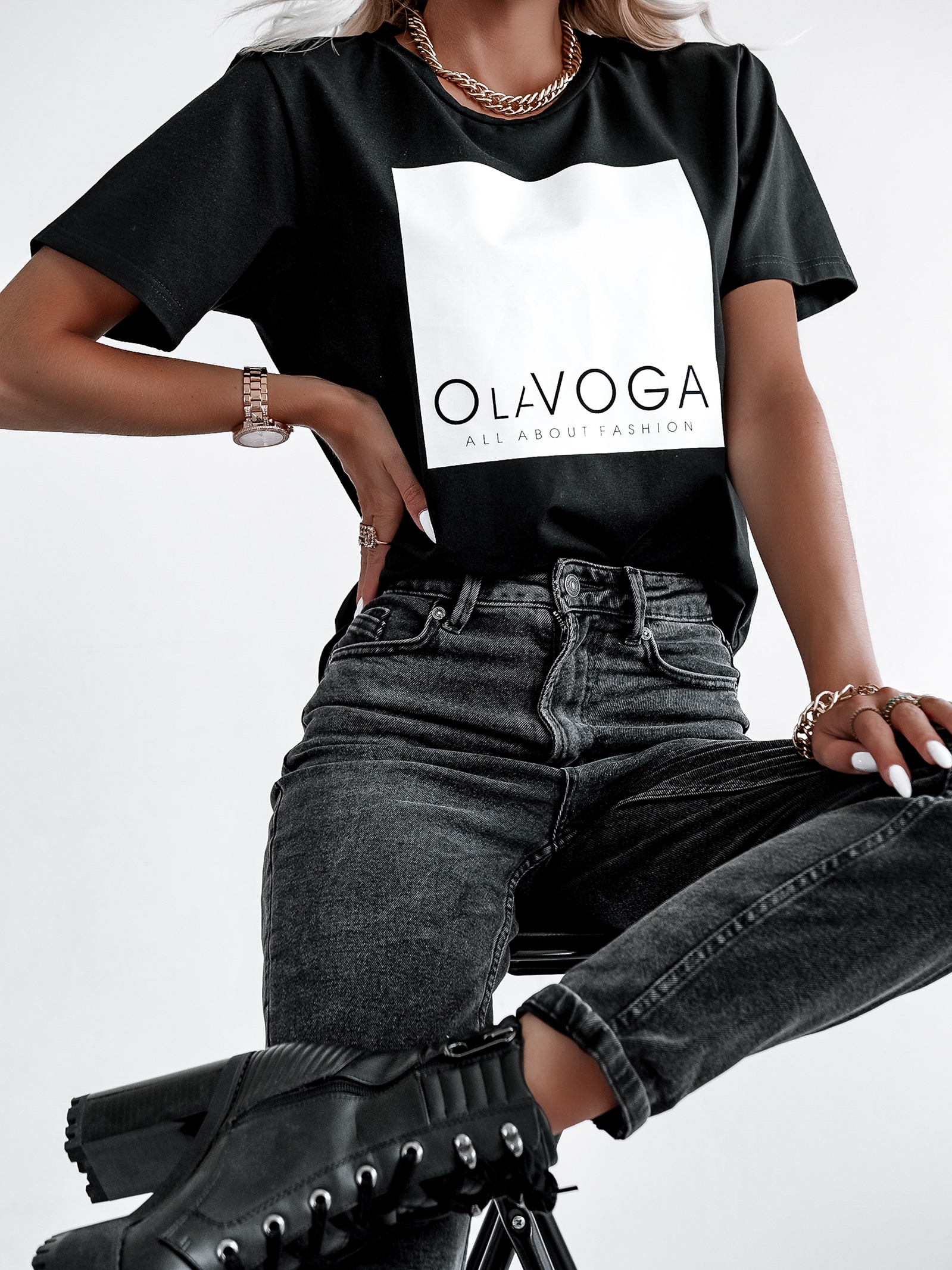 T-shirt z nadrukiem O'la Voga Big Square czarny