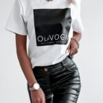 T-shirt z nadrukiem O'la Voga Big Square ecru