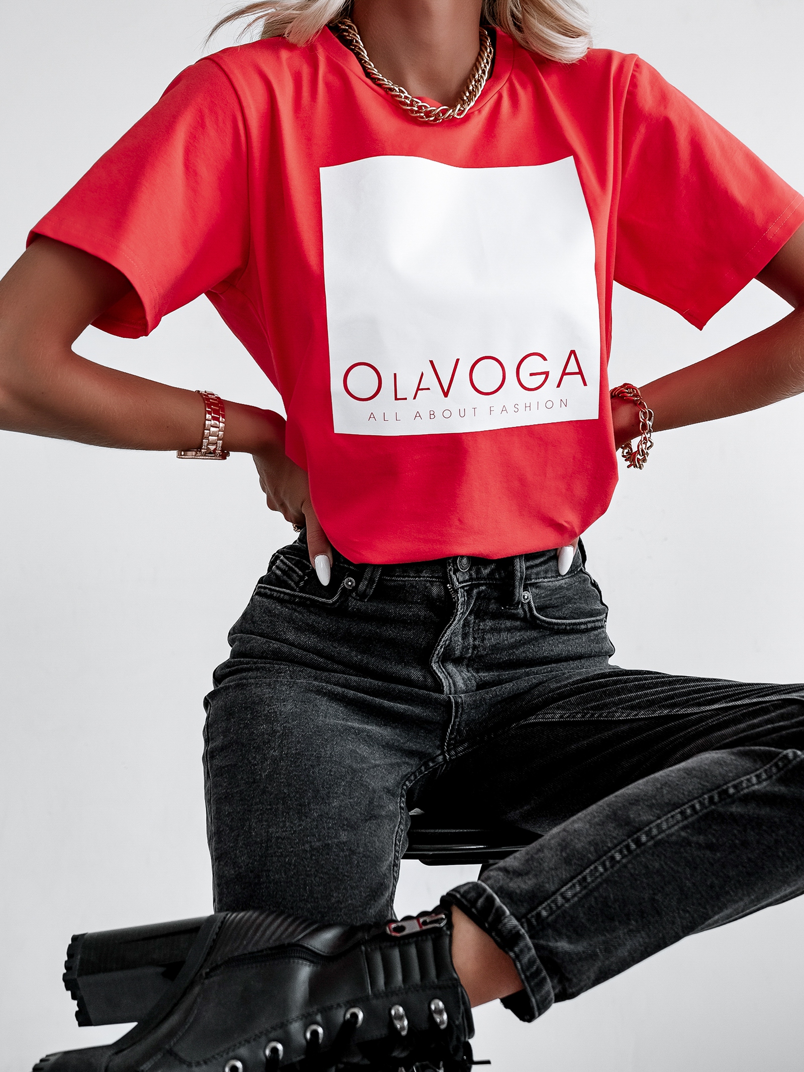 T-shirt z nadrukiem O'la Voga Big Square koralowy