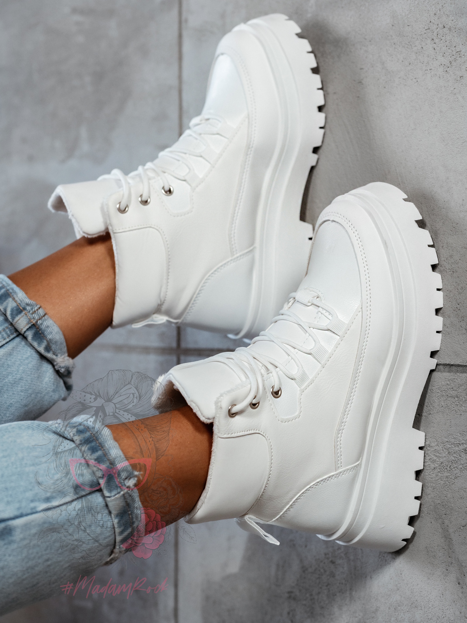 Botki trapery Madam Plum białe