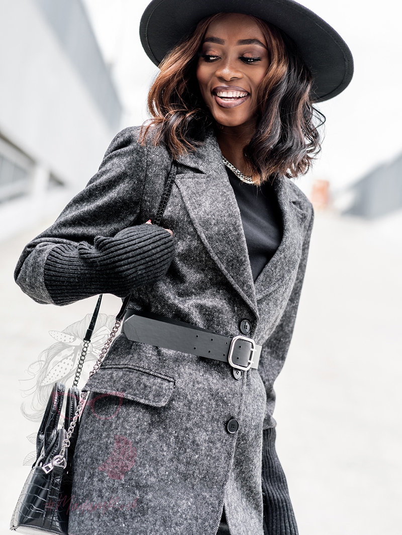 Marynarka jesienna z paskiem Shagen czarna Marynarka jesienna z paskiem Shagen czarna