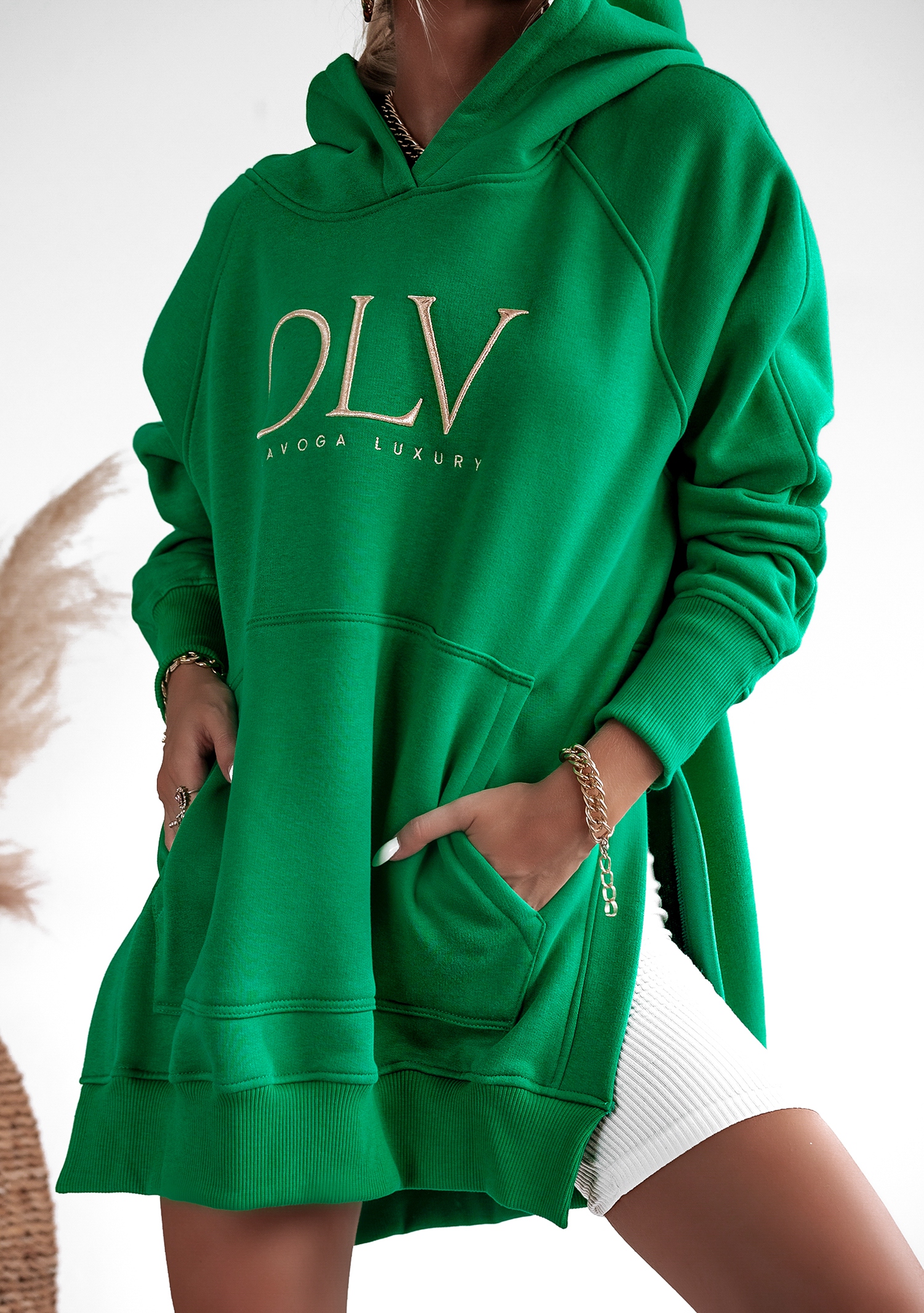 Bluza z rozcięciem Ola Voga Big Gold OLV zielona