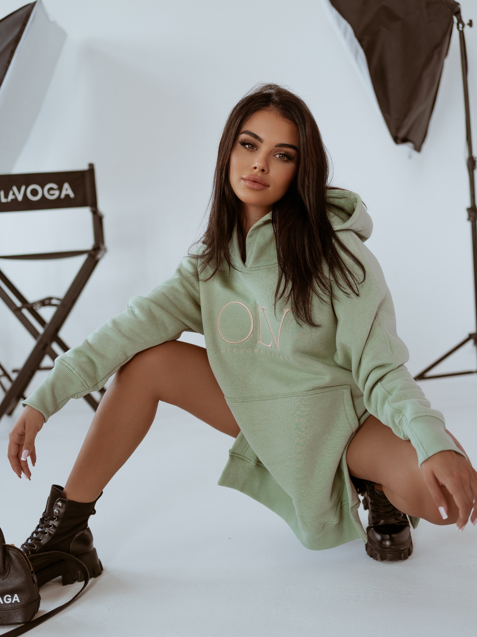 Bluza z rozcięciem Ola Voga Big Gold OLV oliwka Bluza z rozcięciem Ola Voga Big Gold OLV oliwka