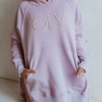 Bluza z rozcięciem Ola Voga Big Gold OLV lila