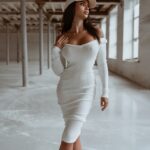 Sukienka dopasowana Lora Ola Voga ecru